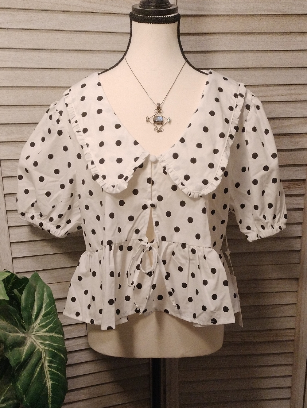 ⚜️ NWT Lotus & Lavender Polka Dot Peplum Top - Juniors Size XL
